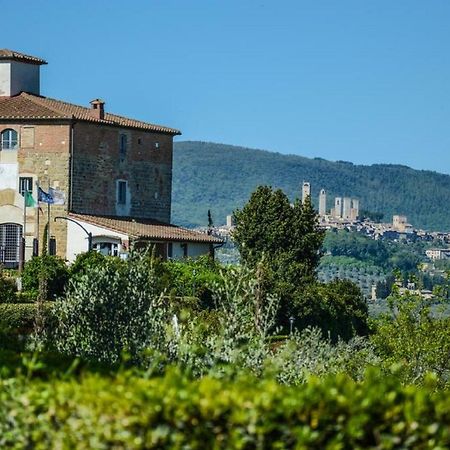 Castello Di Fulignano Soarzio Panoramic Apartment Σαν Τζιμινιάνο Εξωτερικό φωτογραφία