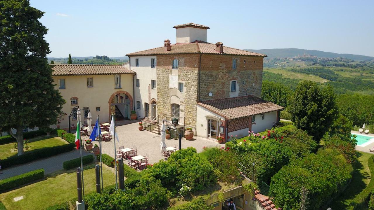Castello Di Fulignano Soarzio Panoramic Apartment Σαν Τζιμινιάνο Εξωτερικό φωτογραφία