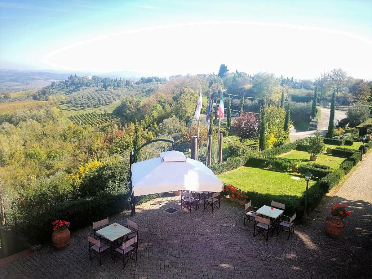 Castello Di Fulignano Soarzio Panoramic Apartment Σαν Τζιμινιάνο Εξωτερικό φωτογραφία