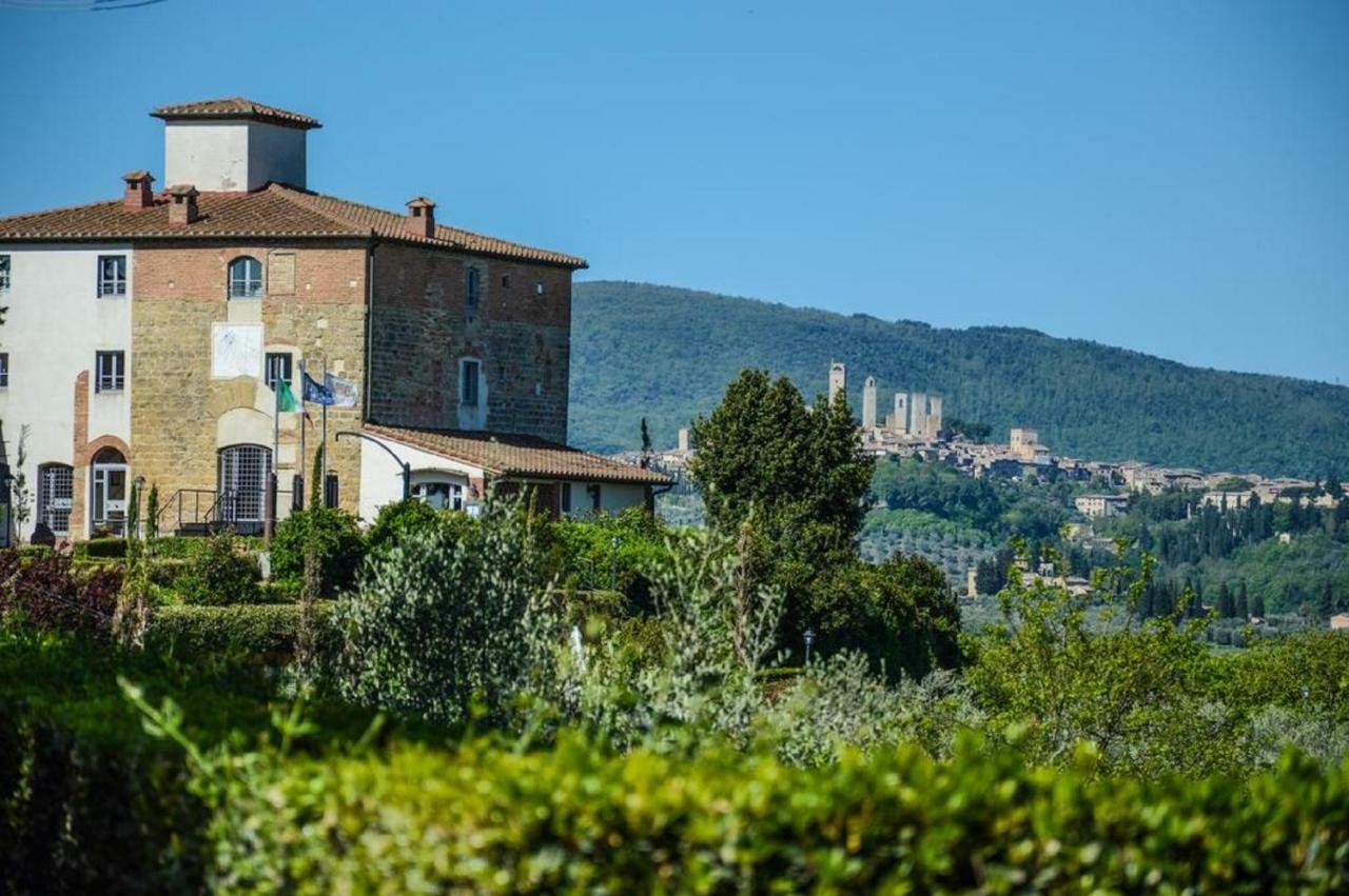 Castello Di Fulignano Soarzio Panoramic Apartment Σαν Τζιμινιάνο Εξωτερικό φωτογραφία